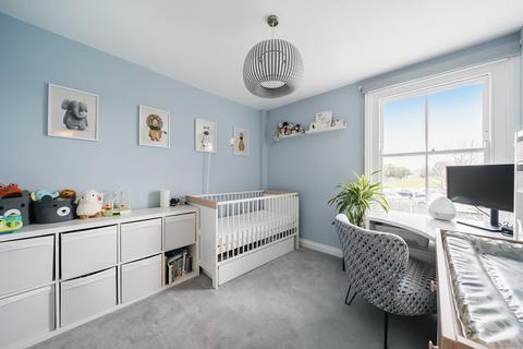 23 Couthurst Road, London, SE3 8TN