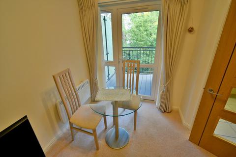 1 bedroom retirement property for sale, Ringwood Road, Ferndown, BH22