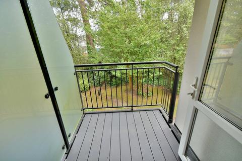 1 bedroom retirement property for sale, Ringwood Road, Ferndown, BH22
