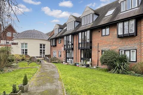 2 bedroom retirement property for sale, St. Ann Place, Salisbury SP1