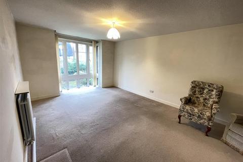 2 bedroom retirement property for sale, St. Ann Place, Salisbury SP1