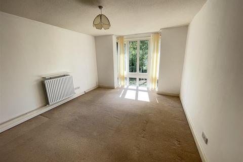 2 bedroom retirement property for sale, St. Ann Place, Salisbury SP1