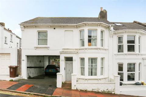 2 bedroom flat to rent, Ashdown Road, Brighton, BN2