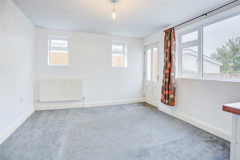 2 bedroom flat to rent, Ashdown Road, Brighton, BN2