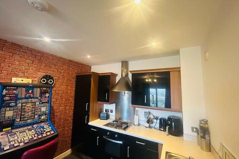 1 bedroom apartment to rent, Royal Sovereign Apartments, Copper Quarter