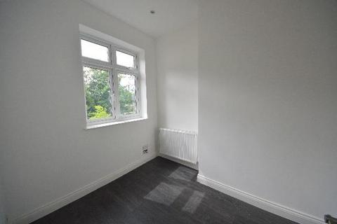 2 bedroom flat to rent, Lichfield Road, Cricklewood NW2