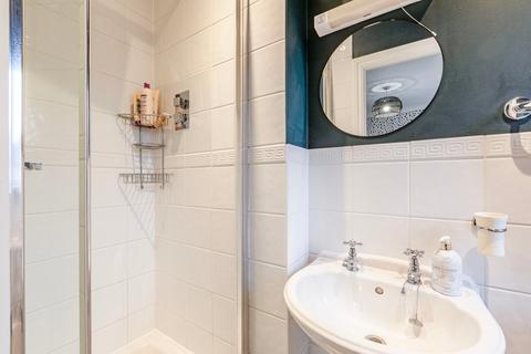 11 Campbell Close, Byfleet, West Byfleet, KT14 7AW