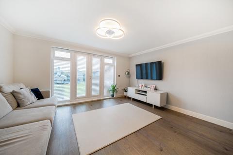 3 bedroom end of terrace house for sale, Kingswood Close, Surrey TW15