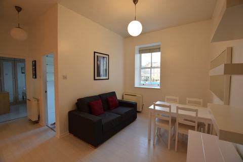 2 bedroom apartment to rent, Flyboat House, Victoria Quays