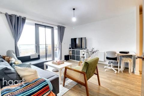 1 bedroom flat for sale, Sackett Road, Barking