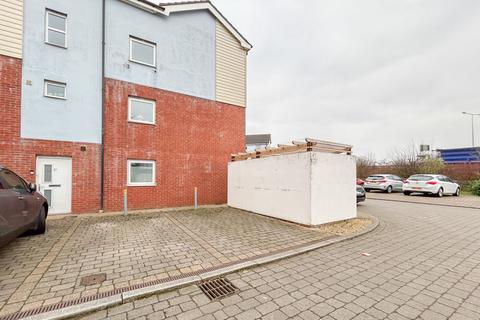 1 bedroom flat for sale, Ariel Close, Newport, NP20