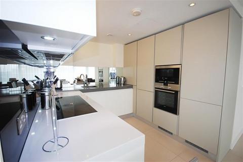 2 bedroom apartment for sale, Bezier Apartments, City Road, London, EC1Y