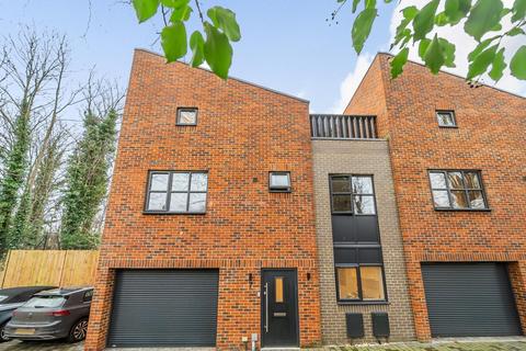 4 bedroom terraced house for sale, Featherstone Mews, East Dulwich