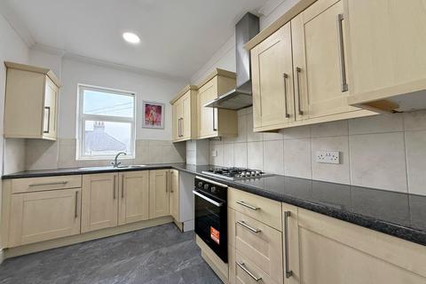 1 bedroom flat to rent, Bingley Road, Shipley, West Yorkshire, BD18