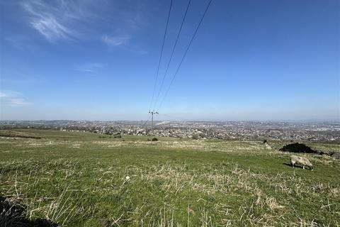2 bedroom semi-detached bungalow for sale, Highgate Grove, Bradford BD13