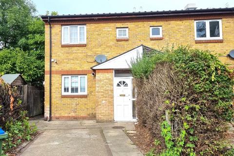 3 bedroom terraced house to rent, 63, Temple Close, London, SE28