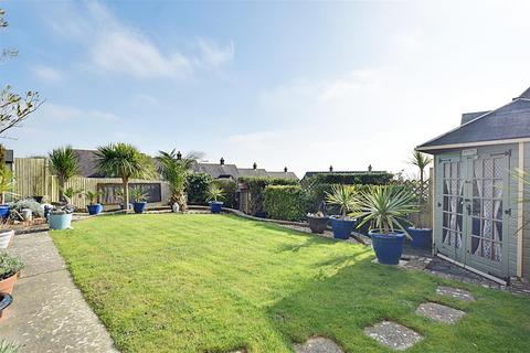 4 bedroom detached house for sale, De Moleyns Close, Bexhill-On-Sea