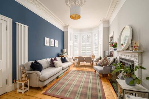 4 Gosford Place, Edinburgh, EH6 4BJ