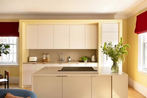 undefined, Harley Street, London, W1G