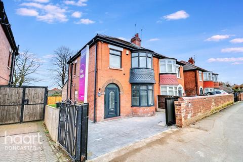 3 bedroom semi-detached house for sale, Greenfield Lane, Balby, Doncaster