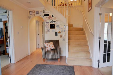 1 Bream Close, Calne, SN11 9UF