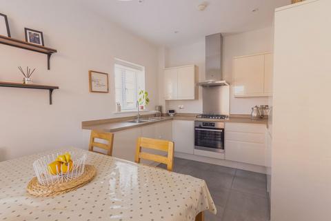 4 Goshawk Lane, Whitfield, Dover, CT16 3FR