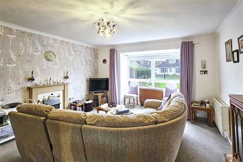 2 bedroom apartment for sale, Woodlands Avenue, Rustington, Littlehampton, West Sussex