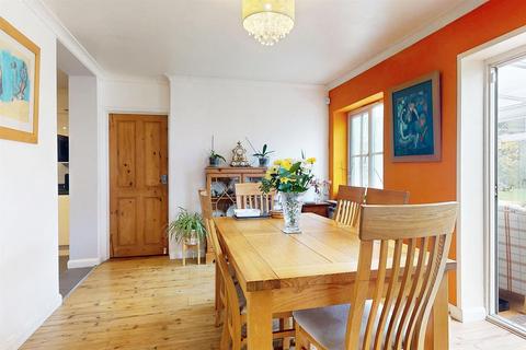 66 Tilkey Road, Coggeshall, Colchester, CO6 1PH