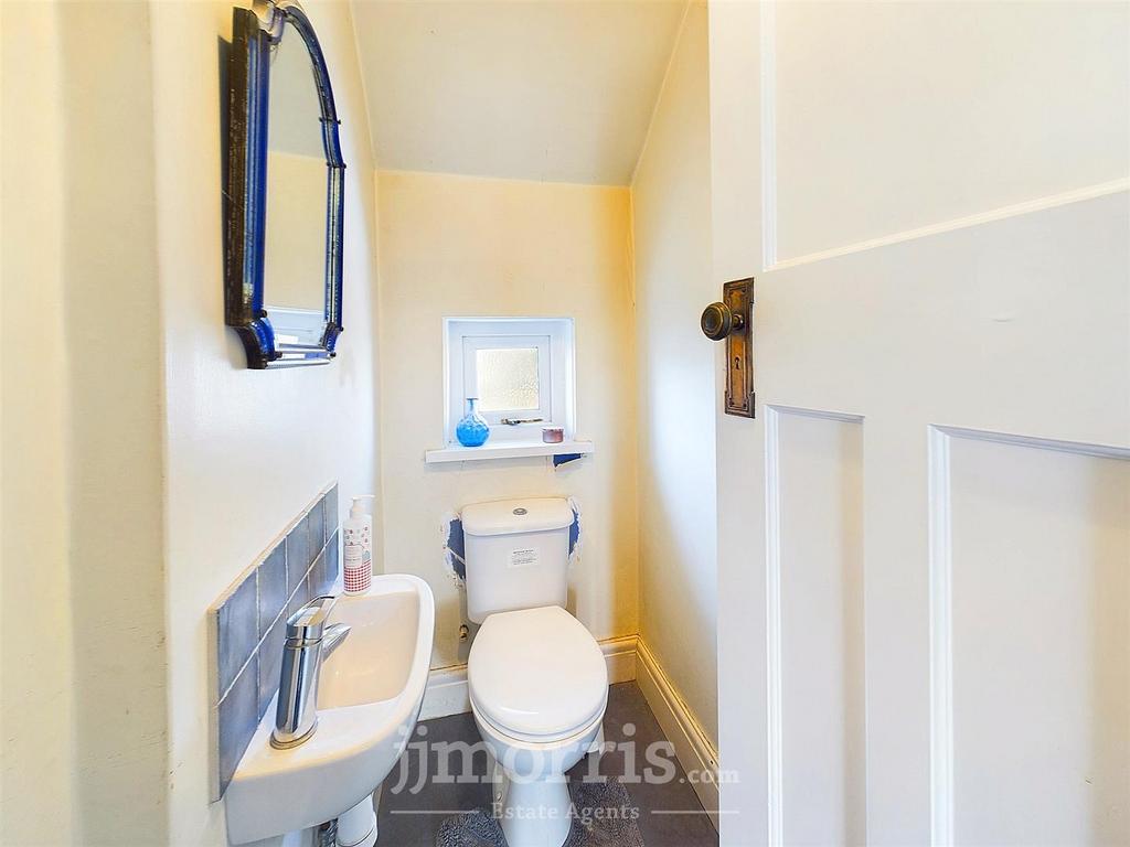 Separate WC