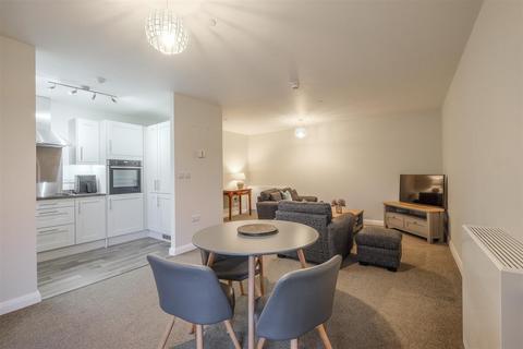 2 bedroom retirement property for sale, Railway Bridge View, Brighouse