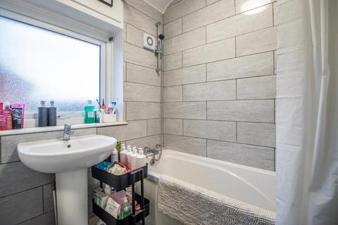 16 Bunters Avenue, Shoeburyness, Southend-on-sea, SS3 9NF