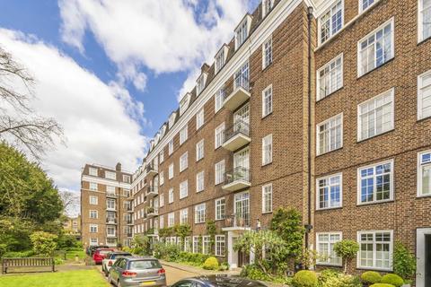 3 bedroom flat to rent, Cheyne Walk, London SW3