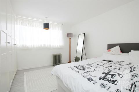 1 bedroom apartment for sale, Exeter Road, Enfield, EN3