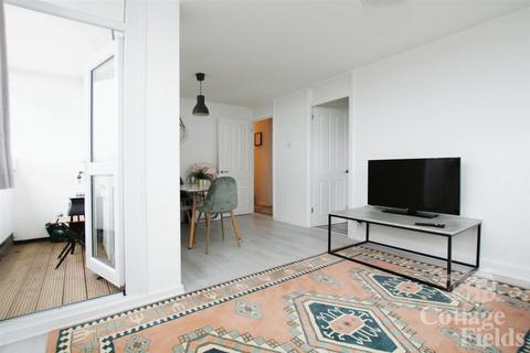 1 bedroom apartment for sale, Exeter Road, Enfield, EN3