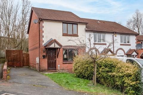 3 bedroom end of terrace house for sale, Plymouth Close, Headless Cross, Redditch, Worcestershire, B97