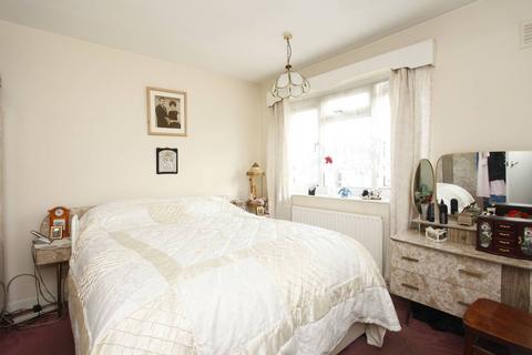 4 bedroom maisonette for sale, London E3