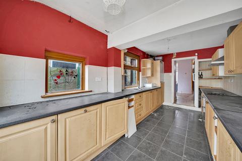 2 bedroom terraced house for sale, Oakfield Road, London E17