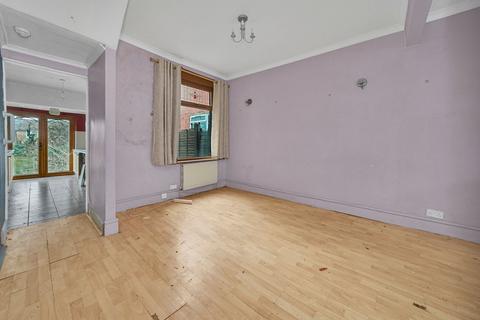 2 bedroom terraced house for sale, Oakfield Road, London E17