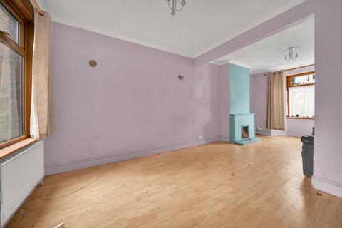 2 bedroom terraced house for sale, Oakfield Road, London E17