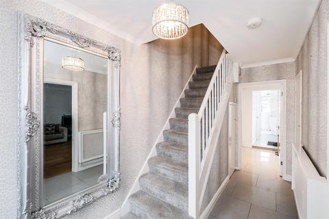 22 Cripsey Avenue, Ongar, CM5 0AT