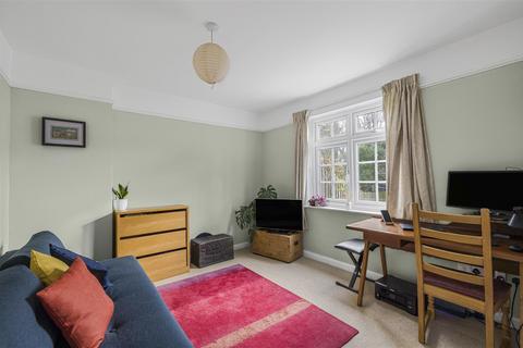 57 Cavendish Avenue, Cambridge, CB1 7UR