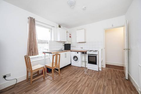 1 bedroom flat to rent, Powerscroft Road, Hackney, London, E5