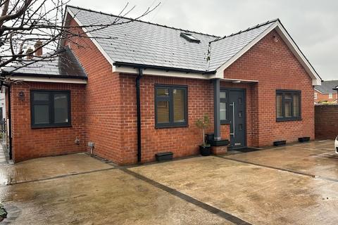 4 bedroom detached house to rent, BRYNGWYN CLOSE, HEREFORD HR1