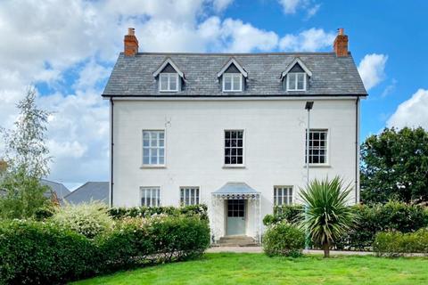 6 bedroom farm house for sale, Manor End, Up Hatherley, Cheltenham, Gloucestershire, GL51