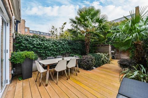 14 Pownell Terrace, London, SE11 4BW