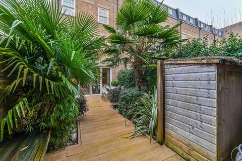 14 Pownell Terrace, London, SE11 4BW