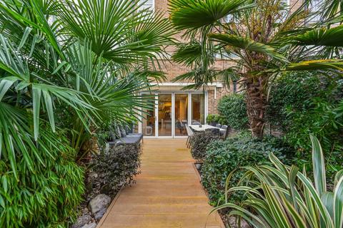 14 Pownell Terrace, London, SE11 4BW