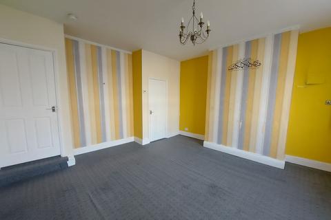 3 bedroom terraced house to rent, Buxton Street, Bradford, BD9