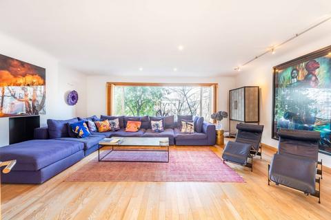 4 bedroom house for sale, Lansdowne Crescent, Notting Hill, London, W11