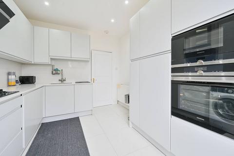 3 bedroom flat for sale, Hereford Road, Acton, London, W3